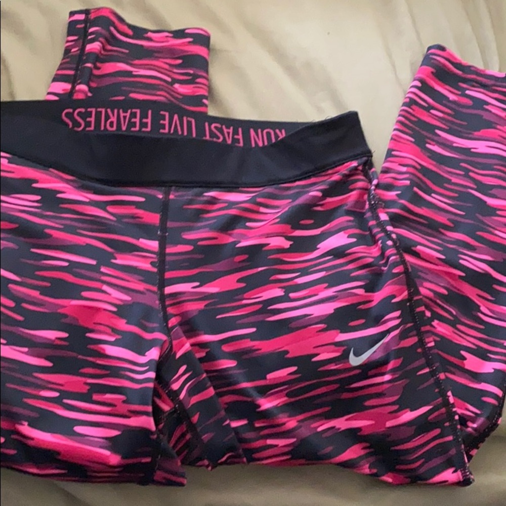 Capri dri fit workout pants